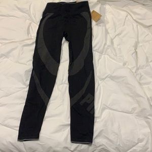 PINK Seamless Active Leggings